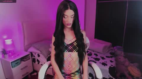    online show from 11-06-25, 08:26