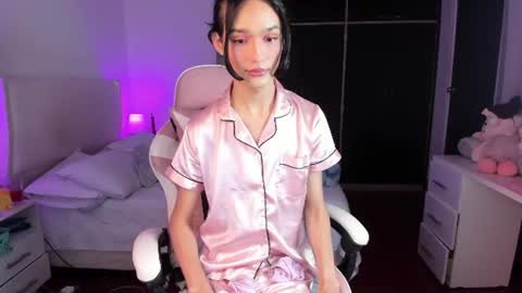 Snapshot of sophiecornett chatting on 07-02-26, 02:55 online show from 07-02-26, 02:55