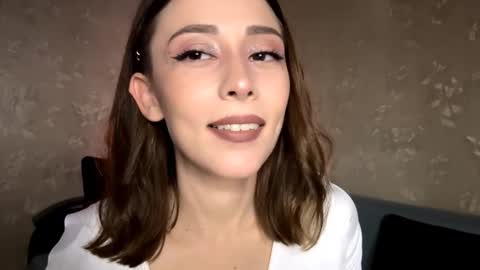 Mira online show from 10-23-25, 08:40