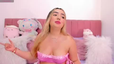 sophiee rosee online show from 06-12-26, 04:06