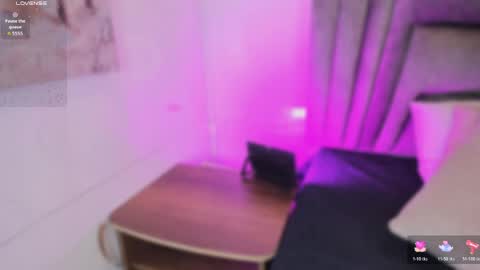 Sophie  online show from 06-10-26, 10:47