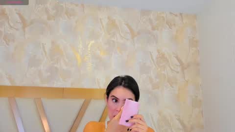 Sophie online show from 02-10-25, 12:50