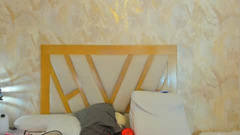 Sophie online show from 06-28-26, 02:12