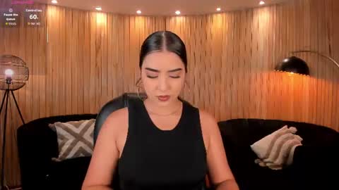 Snapshot of sophielanne chatting on 07-20-26, 02:04 Sophie online show from 07-20-26, 02:04