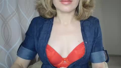 Sophiemisss online show from 11-02-25, 08:06