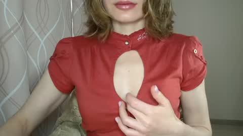 Sophiemisss online show from 04-11-26, 10:52