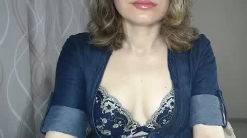 Sophiemisss online show from 06-12-26, 06:23