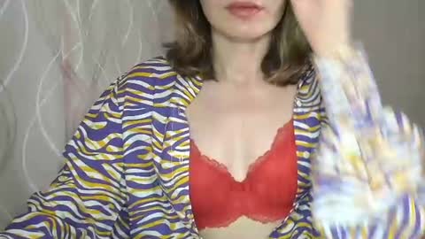 Sophiemisss online show from 06-18-26, 09:47
