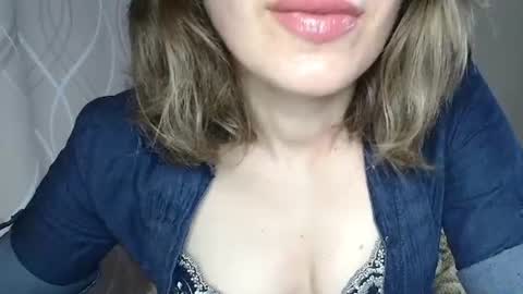 Sophiemisss online show from 07-04-26, 06:19