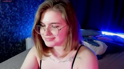 Sophie online show from 04-16-26, 09:39
