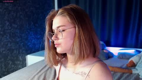 Sophie online show from 04-29-26, 08:37