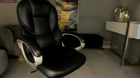 Snapshot of sophiepalmerx chatting on 02-08-25, 12:17 Sophie Palmer online show from 02-08-25, 12:17