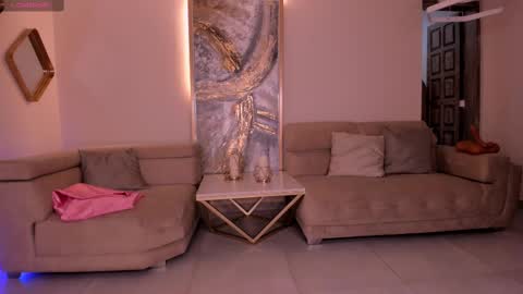 Snapshot of sophiepalmerx chatting on 03-09-25, 01:26 Sophie Palmer online show from 03-09-25, 01:26