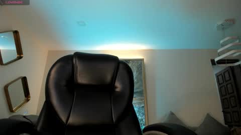 Snapshot of sophiepalmerx chatting on 10-11-25, 11:31 Sophie Palmer online show from 10-11-25, 11:31