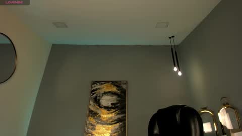 Snapshot of sophiepalmerx chatting on 10-29-25, 10:28 Sophie Palmer online show from 10-29-25, 10:28