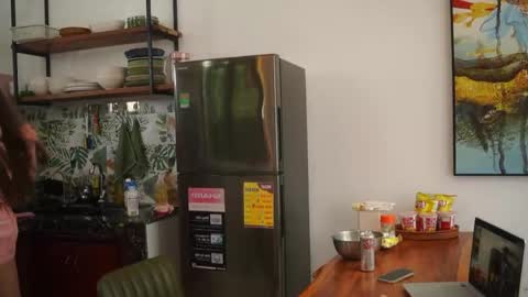 Sophie  Next stream  3 online show from 04-20-26, 08:50