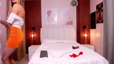 SOPHIE online show from 03-08-26, 02:04