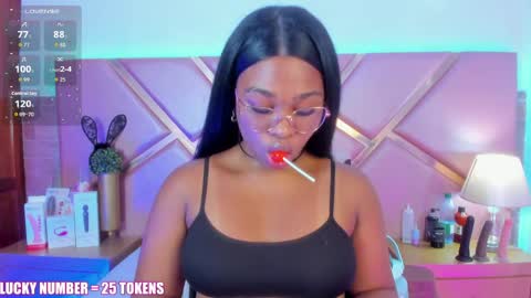 Sophie online show from 04-10-26, 12:43