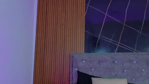 sophiexx__ online show from 04-14-26, 06:03