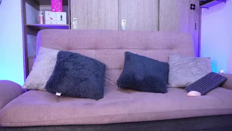 Sophiie online show from 05-11-26, 03:01