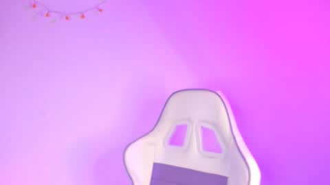 Sophiie Williams online show from 02-06-25, 08:18