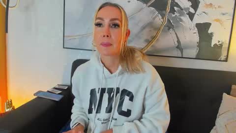 Sophi online show from 02-24-26, 11:08