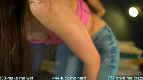 Snapshot of sophydiva chatting on 06-11-26, 05:27 Sophydiva online show from 06-11-26, 05:27