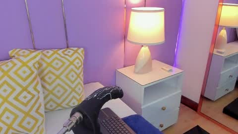 Sophy online show from 03-30-26, 11:55