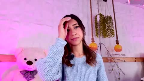 Sophie online show from 03-04-26, 12:55