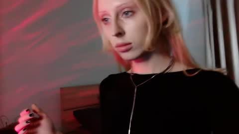 sora999999999 online show from 03-25-26, 07:09