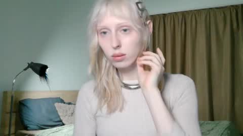 sora999999999 online show from 04-20-26, 08:43