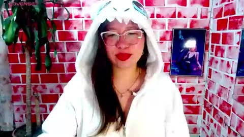 Snapshot of soralily chatting on 07-28-26, 11:28 soralily online show from 07-28-26, 11:28