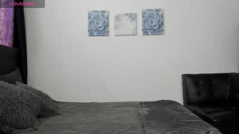 sorayalane online show from 10-09-25, 03:10