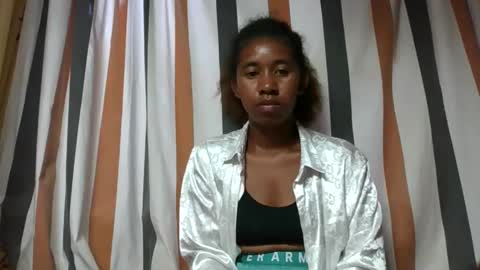 Snapshot of soriettezah chatting on 04-13-26, 04:40 soriettezah online show from 04-13-26, 04:40