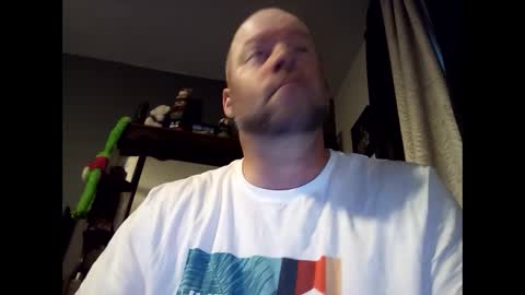 Snapshot of soro00421 chatting on 09-10-25, 12:27 soro00421 online show from 09-10-25, 12:27