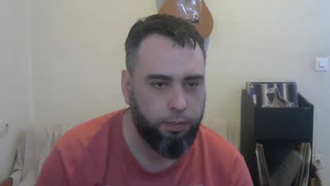 Snapshot of sorollrosa chatting on 02-24-25, 04:36 Metronomism online show from 02-24-25, 04:36