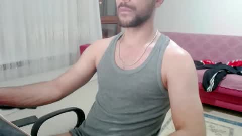 Snapshot of sorrymybadd chatting on 09-15-25, 09:37 luis online show from 09-15-25, 09:37