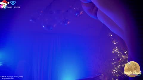 Snapshot of souffle_chaud chatting on 12-23-24, 03:07 . . online show from 12-23-24, 03:07