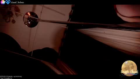 Snapshot of souffle_chaud chatting on 02-15-25, 03:31 . . online show from 02-15-25, 03:31
