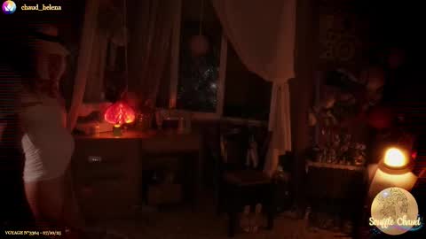Snapshot of souffle_chaud chatting on 10-07-25, 07:33 . . online show from 10-07-25, 07:33