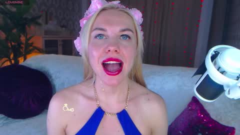 Lisa online show from 11-15-25, 06:33