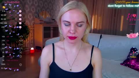 Lisa online show from 04-22-26, 02:03