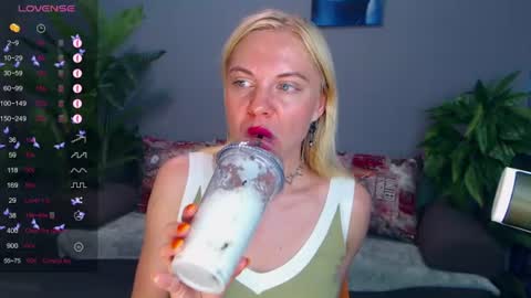 Snapshot of soul_liza chatting on 07-02-26, 03:23 Lisa online show from 07-02-26, 03:23
