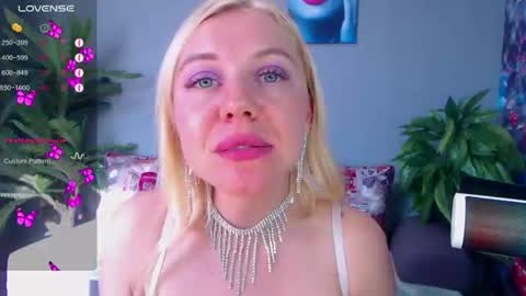 Snapshot of soul_liza chatting on 07-15-26, 01:55 Lisa online show from 07-15-26, 01:55