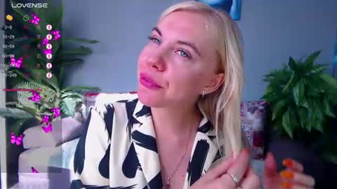 Snapshot of soul_liza chatting on 07-20-26, 01:31 Lisa online show from 07-20-26, 01:31