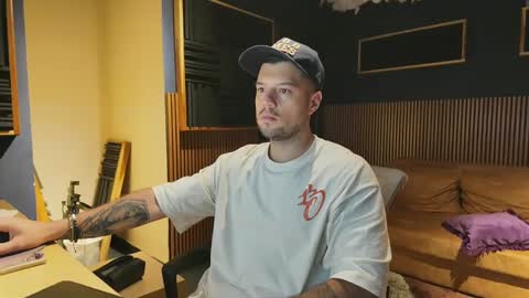 Snapshot of soulmanager69 chatting on 03-09-25, 05:22 soulmanager69 online show from 03-09-25, 05:22