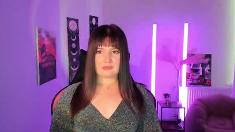 Jennie online show from 04-20-26, 03:26