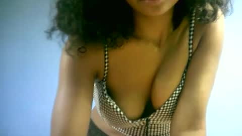 sourayaa online show from 04-17-26, 06:44