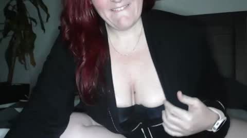 SouthernElle online show from 03-12-25, 04:19