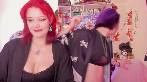 Leah online show from 12-01-25, 03:22